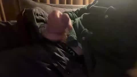 Snapshot of biznesstime69 chatting on March 25, 11:22 pm biznesstime69 online show from March 25, 11:22 pm