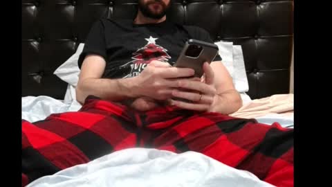 Snapshot of bj18643 chatting on December 25, 3:28 pm BJboi online show from December 25, 3:28 pm