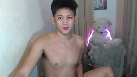 Snapshot of bj_alex31 chatting on November 21, 5:33 pm alex online show from November 21, 5:33 pm