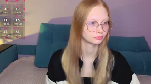 Julia online show from July 3, 2:40 am