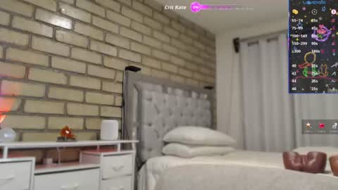 Snapshot of bl_cos chatting on June 19, 5:12 am Biel online show from June 19, 5:12 am