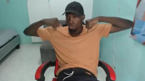 Snapshot of black30cmdick chatting on November 14, 9:46 pm maquina online show from November 14, 9:46 pm