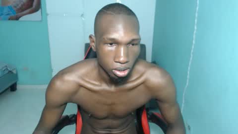 maquina online show from February 3, 1:05 pm