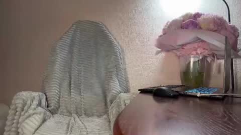 Snapshot of black_alex_ chatting on June 23, 7:34 pm Alexandra online show from June 23, 7:34 pm