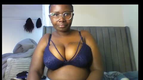 black_amor online show from June 30, 8:15 am