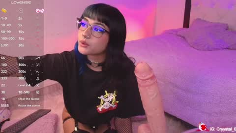 Snapshot of black_cryystal chatting on February 4, 2:10 pm Crystal3 online show from February 4, 2:10 pm