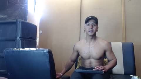 Snapshot of black_hot26 chatting on January 4, 5:47 pm black_hot26 online show from January 4, 5:47 pm