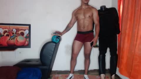 Snapshot of black_hot26 chatting on February 14, 3:05 pm black_hot26 online show from February 14, 3:05 pm