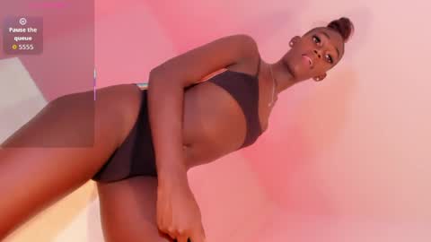 Snapshot of black_kimberly chatting on May 31, 10:55 pm black_kimberly online show from May 31, 10:55 pm