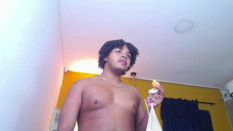black_king_241 online show from February 26, 8:59 am