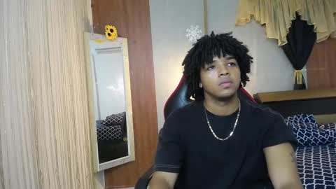 black_king_241 online show from February 25, 10:19 pm