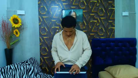 black_king_241 online show from April 29, 5:00 am