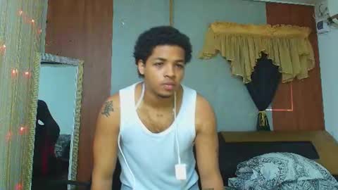 black_king_241 online show from June 26, 3:38 pm