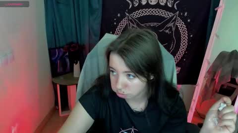 Snapshot of black_kittie_01 chatting on September 11, 12:27 pm Black Kittie Wednesday - 1300 - 1900 GMT help me get 100 thumbs up online show from September 11, 12:27 pm