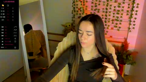 Snapshot of black_kittie_01 chatting on September 28, 6:52 am Black Kittie Wednesday - 1300 - 1900 GMT help me get 100 thumbs up online show from September 28, 6:52 am