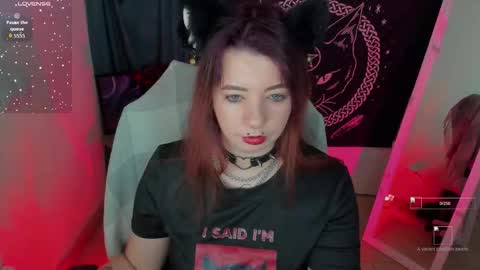 Snapshot of black_kittie_01 chatting on December 4, 2:26 pm Black Kittie Wednesday - 1300 - 1900 GMT help me get 100 thumbs up online show from December 4, 2:26 pm