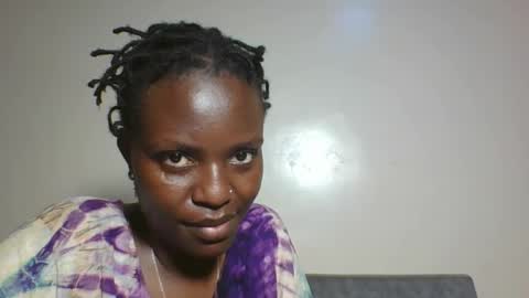 black_mellanin01 online show from October 17, 8:11 pm