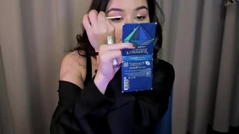 Snapshot of black_pant3r chatting on January 9, 2:33 am Mon Mon online show from January 9, 2:33 am