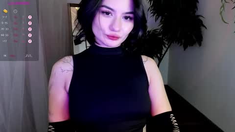 Snapshot of black_pant3r chatting on February 21, 6:29 am Mon Mon online show from February 21, 6:29 am