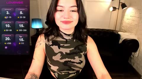 Snapshot of black_pant3r chatting on September 10, 2:33 am Mon Mon online show from September 10, 2:33 am