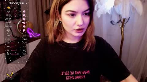 Snapshot of black_pant3r chatting on November 5, 2:44 am Mon Mon online show from November 5, 2:44 am