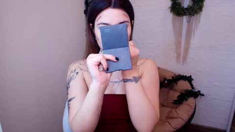 Snapshot of black_pant3r chatting on December 22, 3:03 am Mon Mon online show from December 22, 3:03 am