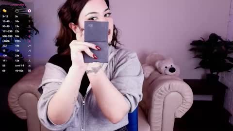 Snapshot of black_pant3r chatting on February 25, 2:43 am Mon Mon online show from February 25, 2:43 am