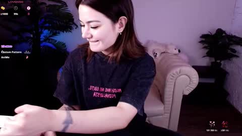 Snapshot of black_pant3r chatting on March 1, 2:46 am Mon Mon online show from March 1, 2:46 am