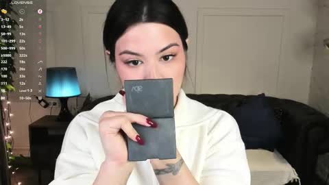 Snapshot of black_pant3r chatting on March 7, 2:52 am Mon Mon online show from March 7, 2:52 am