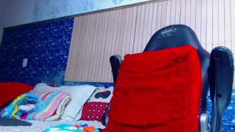 duglas online show from March 4, 7:20 pm