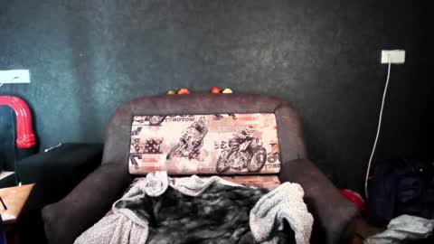 Snapshot of black_sswan chatting on January 23, 6:03 pm Kristin online show from January 23, 6:03 pm