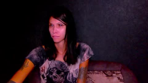 Snapshot of black_sswan chatting on October 15, 2:50 pm Kristin online show from October 15, 2:50 pm