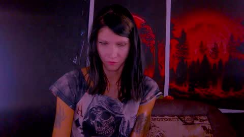 Snapshot of black_sswan chatting on October 22, 11:10 am Kristin online show from October 22, 11:10 am