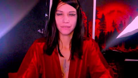 Snapshot of black_sswan chatting on November 2, 11:34 am Kristin online show from November 2, 11:34 am