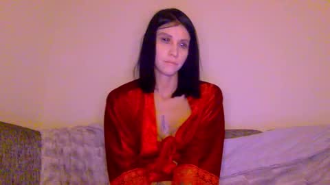 Snapshot of black_sswan chatting on December 16, 6:57 pm Kristin online show from December 16, 6:57 pm