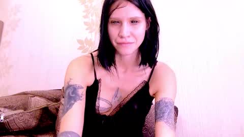 Snapshot of black_sswan chatting on March 11, 2:06 am Kristin online show from March 11, 2:06 am