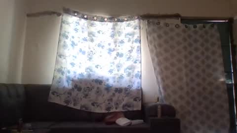 Snapshot of black_umbre chatting on May 8, 7:25 am Dee online show from May 8, 7:25 am