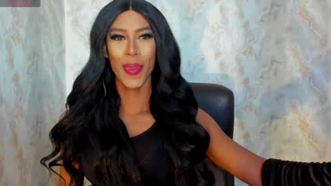 Snapshot of blackbeauty_ts chatting on January 22, 1:53 pm Nina online show from January 22, 1:53 pm