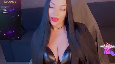 Snapshot of blackberry_star chatting on November 23, 6:46 am blackberry_star online show from November 23, 6:46 am