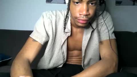 BlackBullTitus online show from January 9, 4:15 am