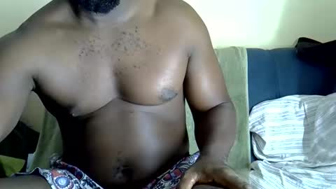 blackcock25487 online show from May 1, 2:38 am