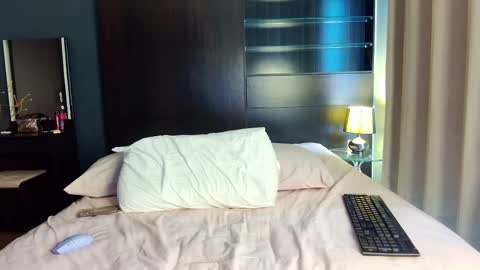 Snapshot of blackd0ll chatting on June 3, 6:27 am Angye online show from June 3, 6:27 am