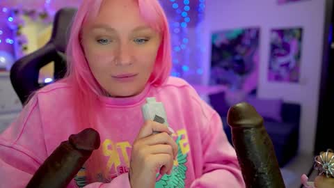 Alice online show from December 11, 10:27 pm