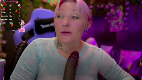 Alice online show from September 18, 6:43 pm