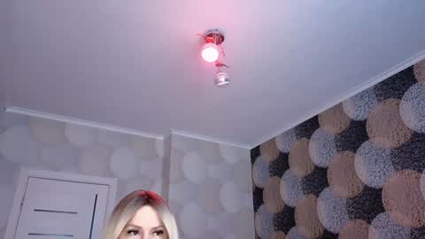 Snapshot of blackeyes11 chatting on January 7, 7:42 am blackeyes11 online show from January 7, 7:42 am