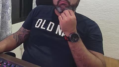 Snapshot of blackfirebird chatting on October 11, 6:12 am blackfirebird online show from October 11, 6:12 am