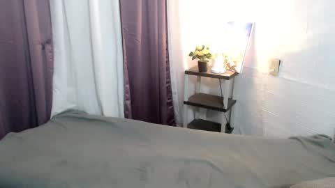 Snapshot of blackmanika chatting on March 1, 12:45 pm blackmanika online show from March 1, 12:45 pm