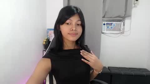 Snapshot of blackmanika chatting on October 8, 8:56 am blackmanika online show from October 8, 8:56 am