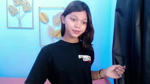 Snapshot of blackmanika chatting on May 4, 3:52 pm blackmanika online show from May 4, 3:52 pm