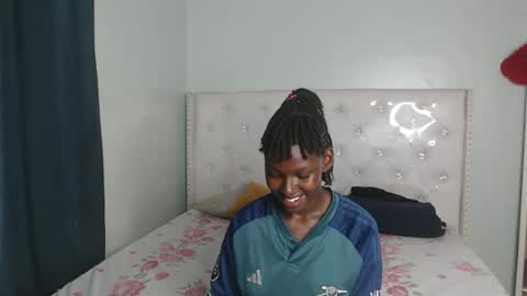 Cleo online show from February 9, 9:52 pm